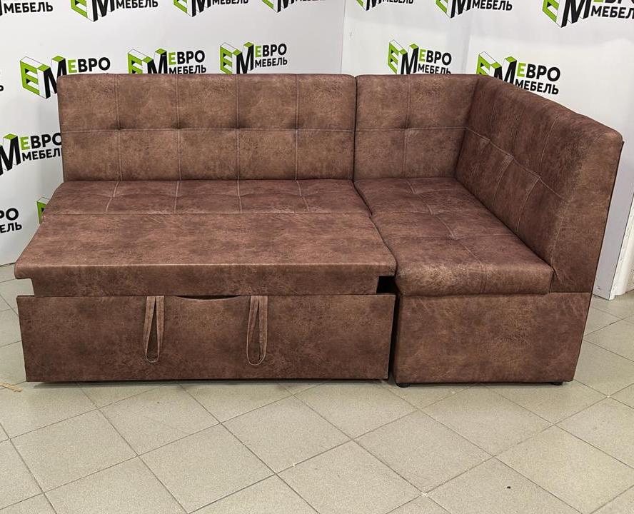 Диван угловой Визит (правый) Тк.Дакота нут 1 кат Евромебель